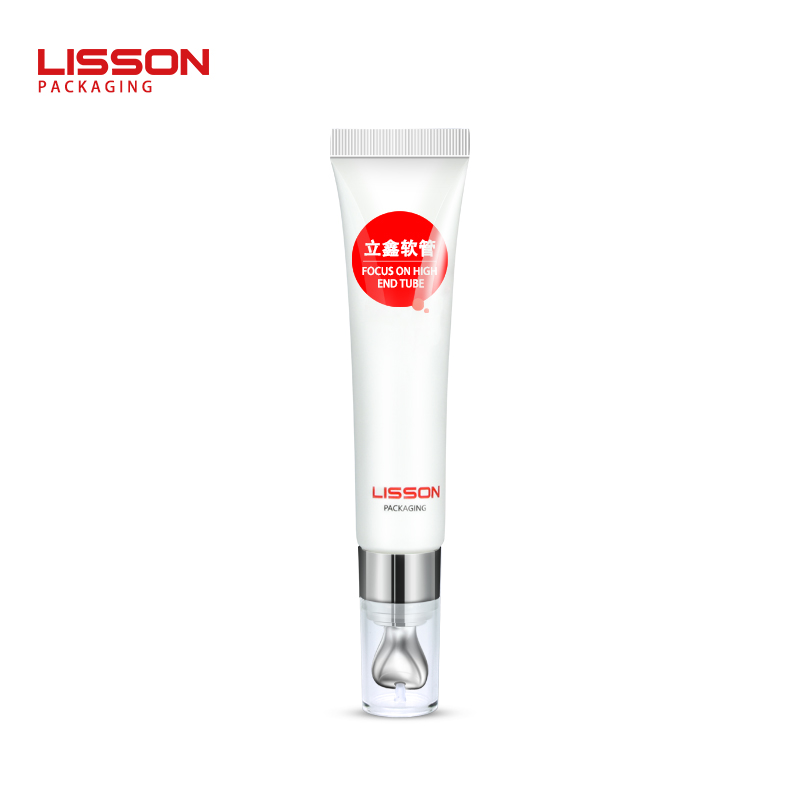 Love Shape Applicator for Eye Essence Tubes