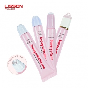 lip gloss tube with silicone applicator