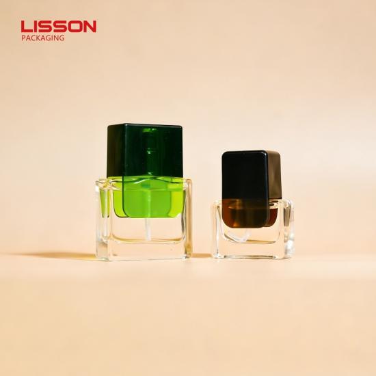 Flat Square Glass Cosmetic Bottle with Treatment Pump